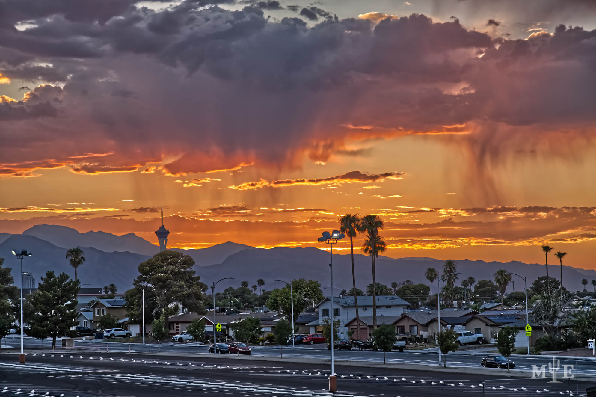 Golden Hour Escape 4976