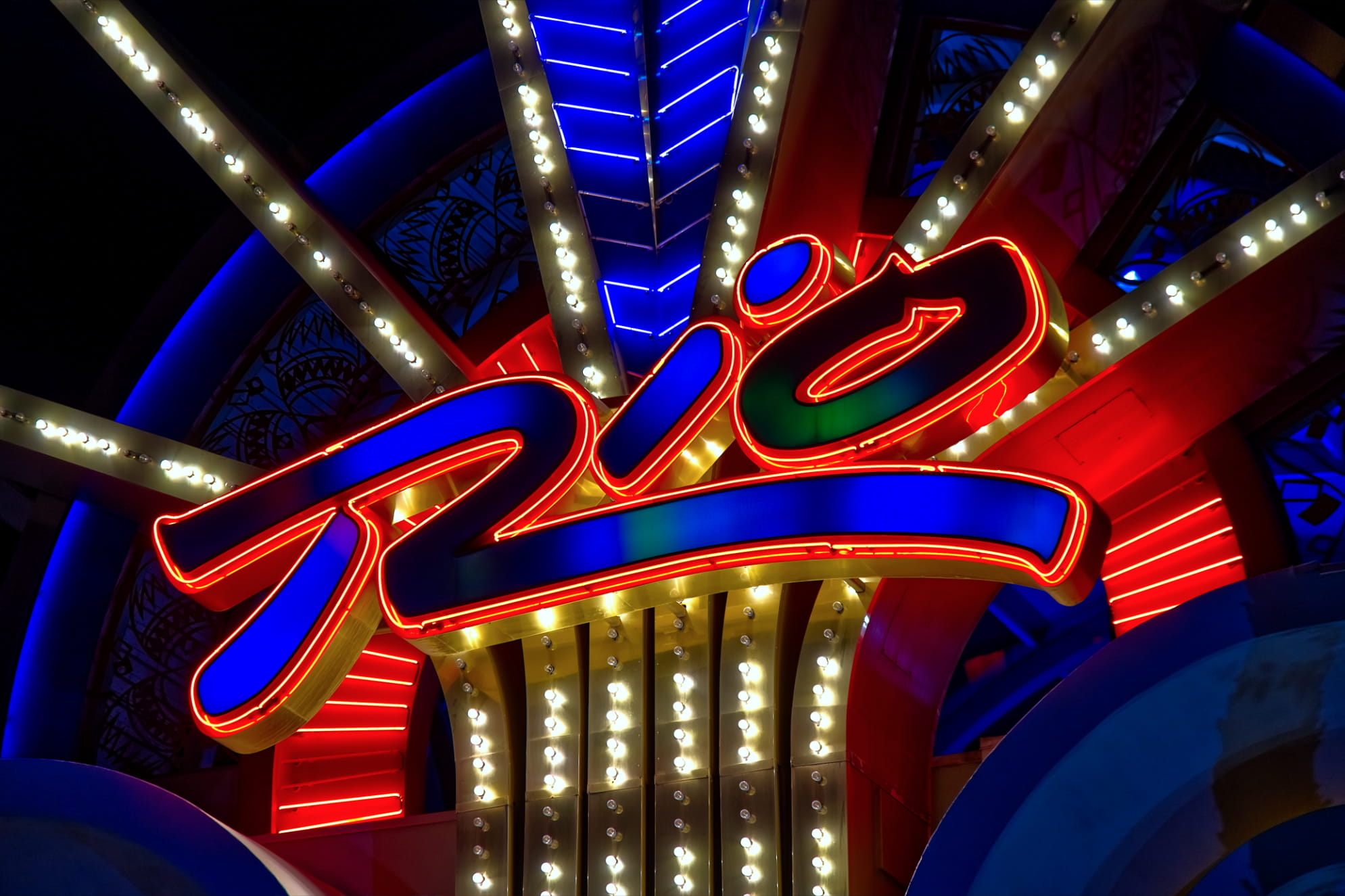 Las Vegas at Night: The Neon Perspective